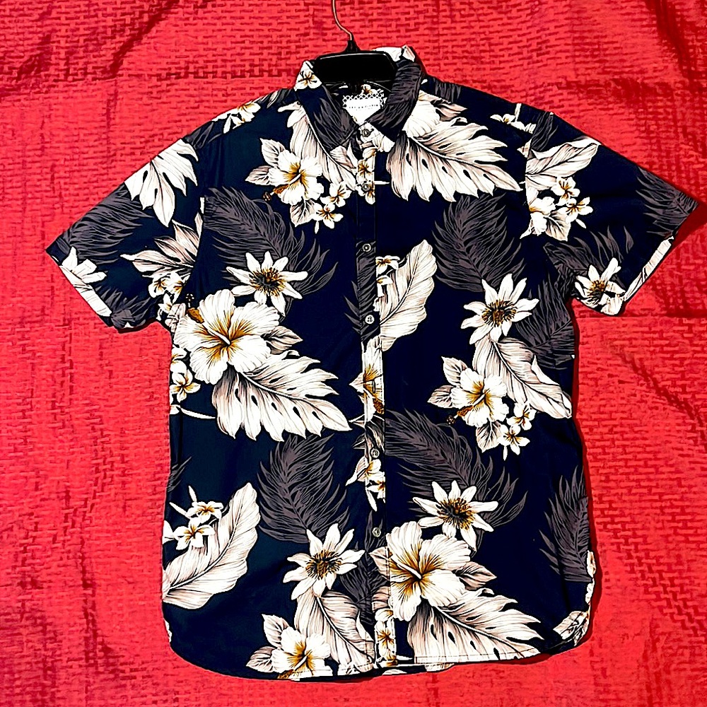 Large Ricky Singh Denim & Flower short sleeve button up shirt navy blue flowers